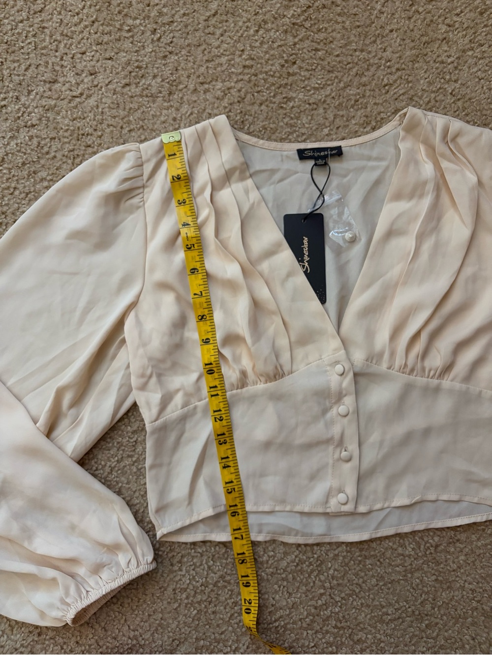 NWT Shinestar Cream Button-Front V-Neck Peplum Blouse